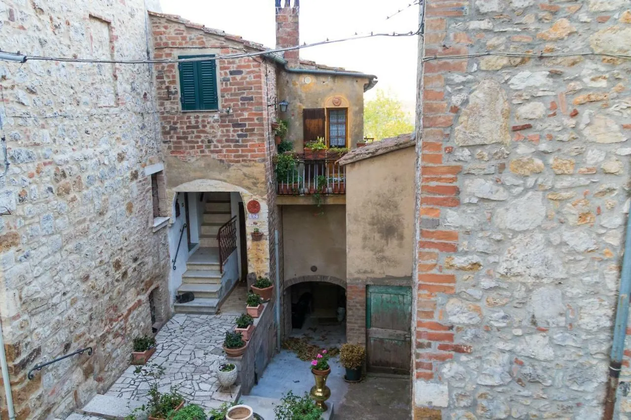 Your Home In Trequanda 0*,  Italien